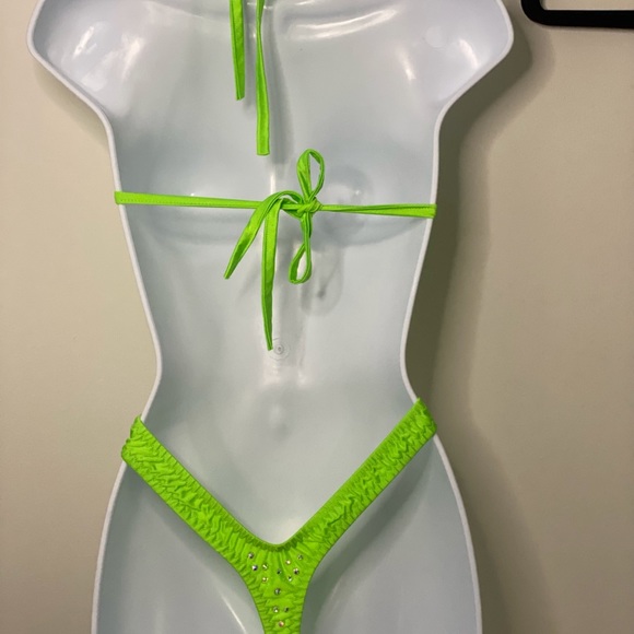 💚Neon Green Rhinestoned Sling-Shot💚 - Picture 2 of 2